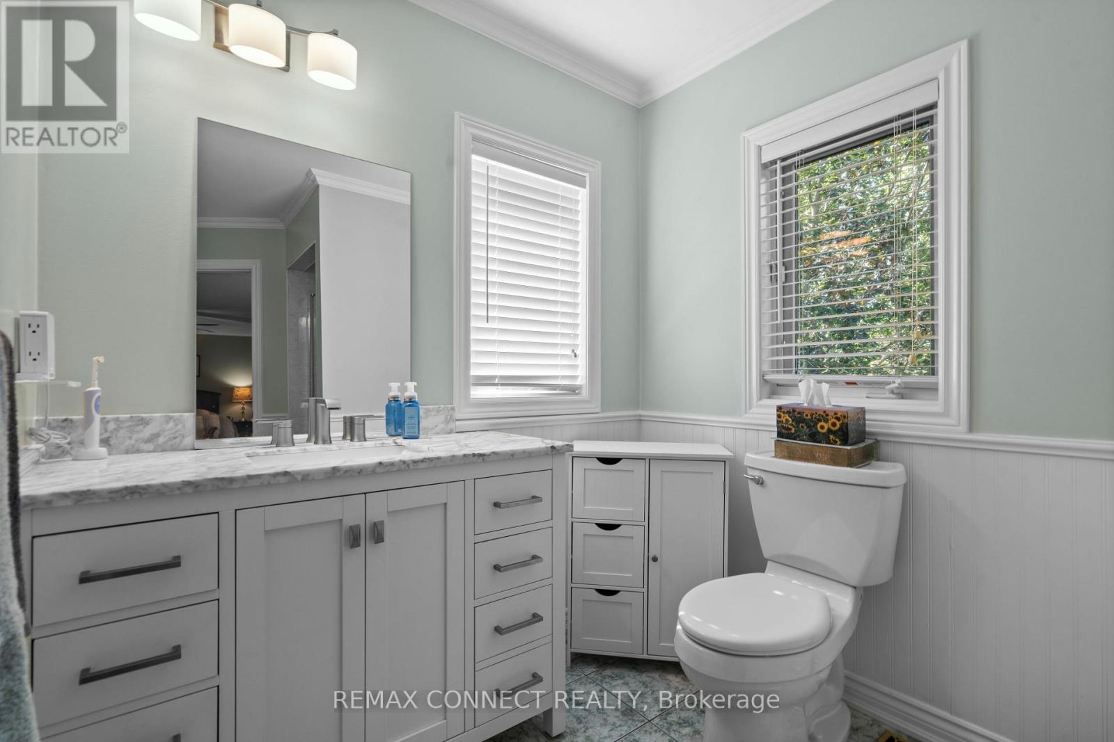 11 MCNEILAGE COURT - 26