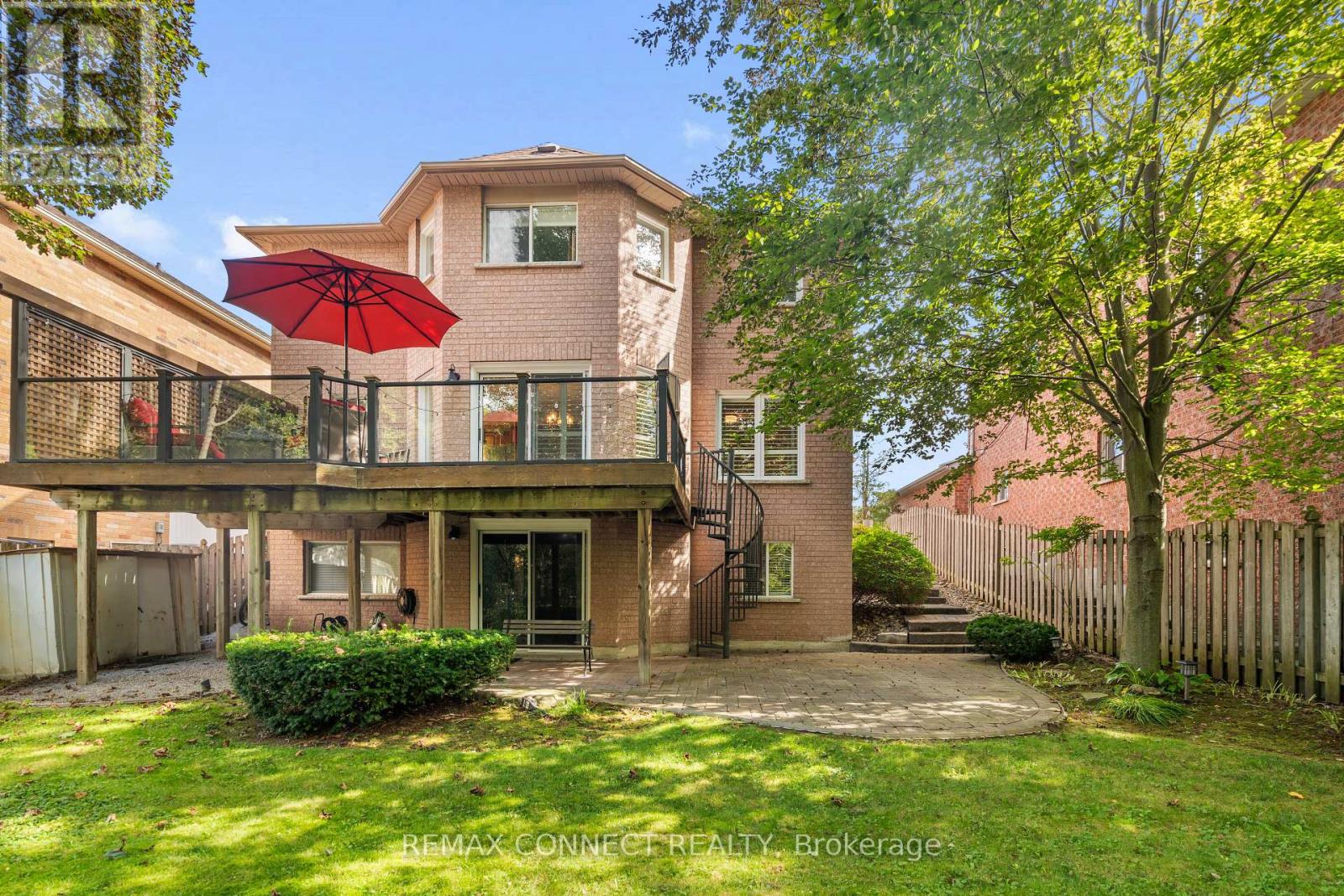 11 MCNEILAGE COURT, Ajax (Central West) — photo 4
