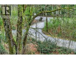 610 680 Seylynn Crescent, North Vancouver, BC V7J0B5 Photo 23