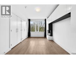 610 680 Seylynn Crescent, North Vancouver, BC V7J0B5 Photo 32