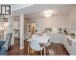 7363 Capistrano Drive, Burnaby, BC V5A1P7 Photo 12