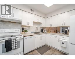 7363 Capistrano Drive, Burnaby, BC V5A1P7 Photo 18
