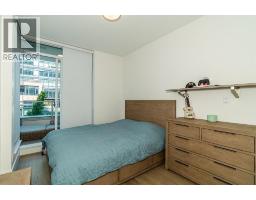 2025 Curling Road, North Vancouver, BC V7P3B4 Photo 16