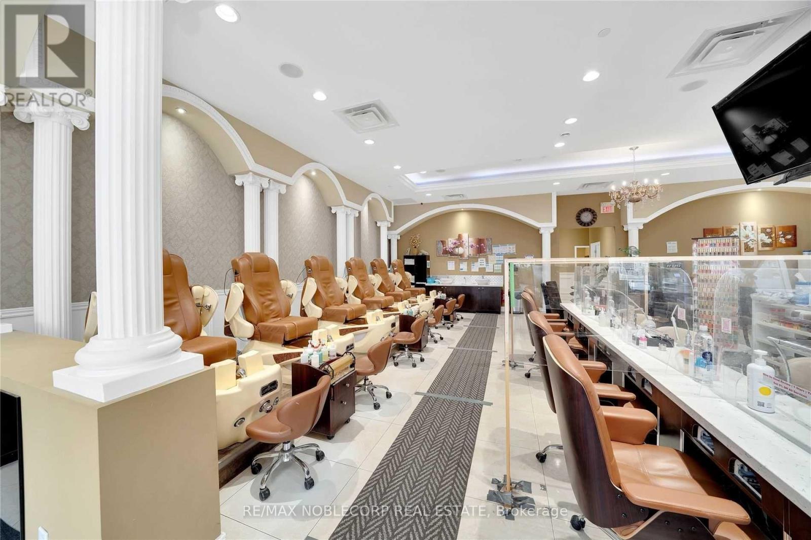 5&6 - 10501 WESTON ROAD, Vaughan (Vellore Village) — photo 4