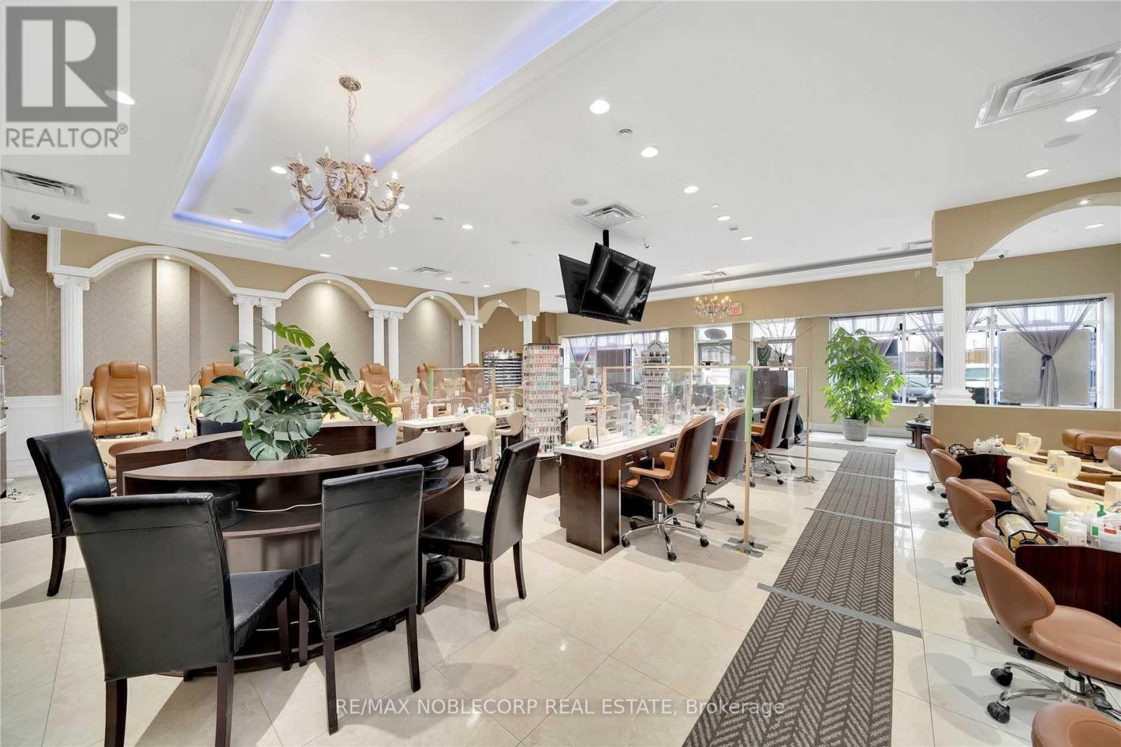 5&6 - 10501 WESTON ROAD, Vaughan (Vellore Village) — photo 5