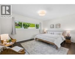2288 Kings Avenue, West Vancouver, BC V7V2C2 Photo 10