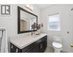 2288 Kings Avenue, West Vancouver, BC V7V2C2 Photo 13