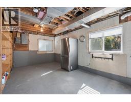2288 Kings Avenue, West Vancouver, BC V7V2C2 Photo 18