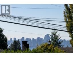 424 W Queens Road, North Vancouver, BC V7N2K7 Photo 18