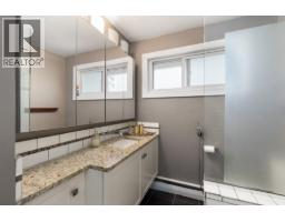 424 W Queens Road, North Vancouver, BC V7N2K7 Photo 29