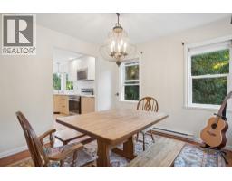 965 Village Drive, Bowen Island, BC V0N1G1 Photo 11