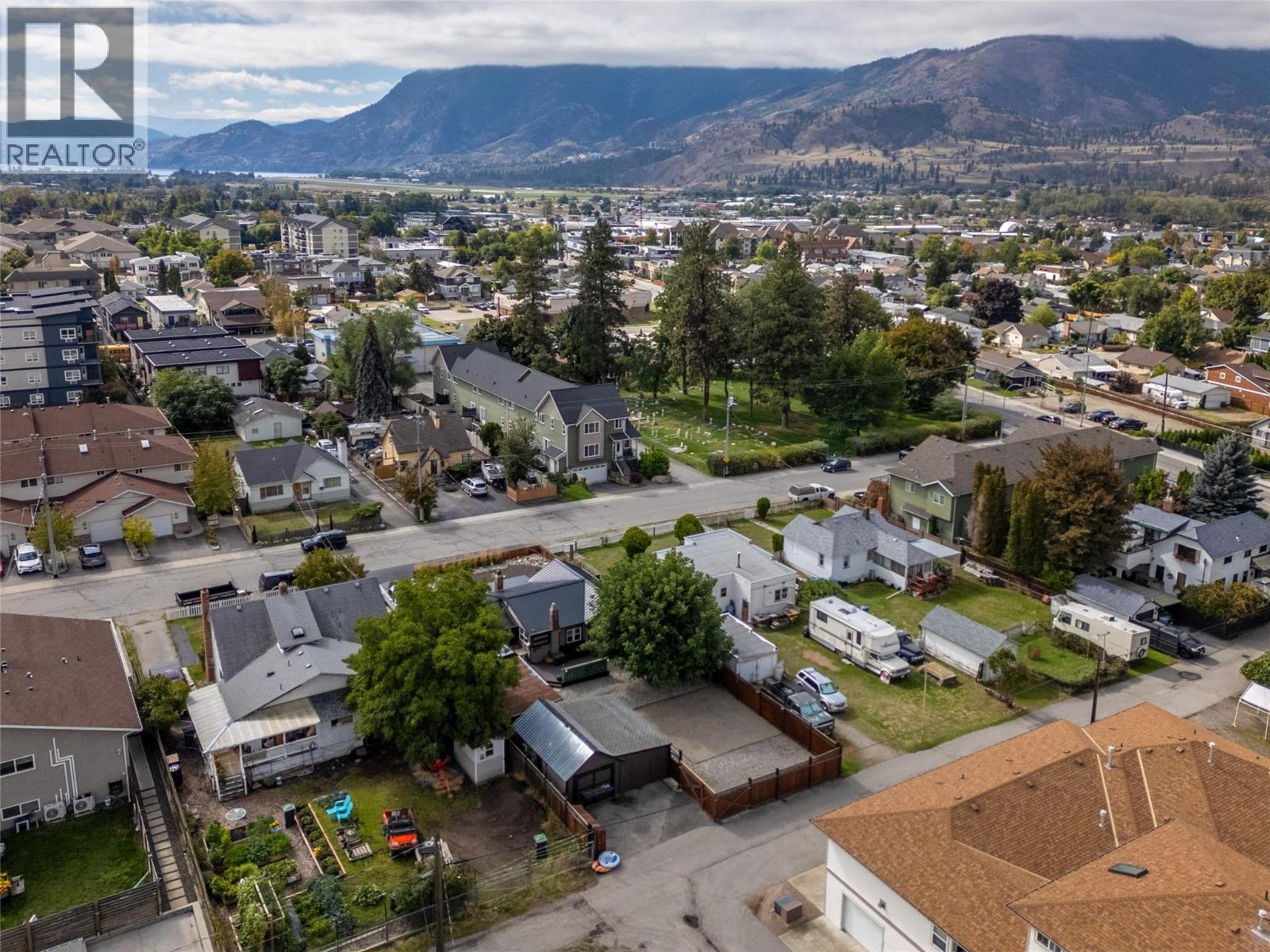  141 Regina Avenue, Penticton