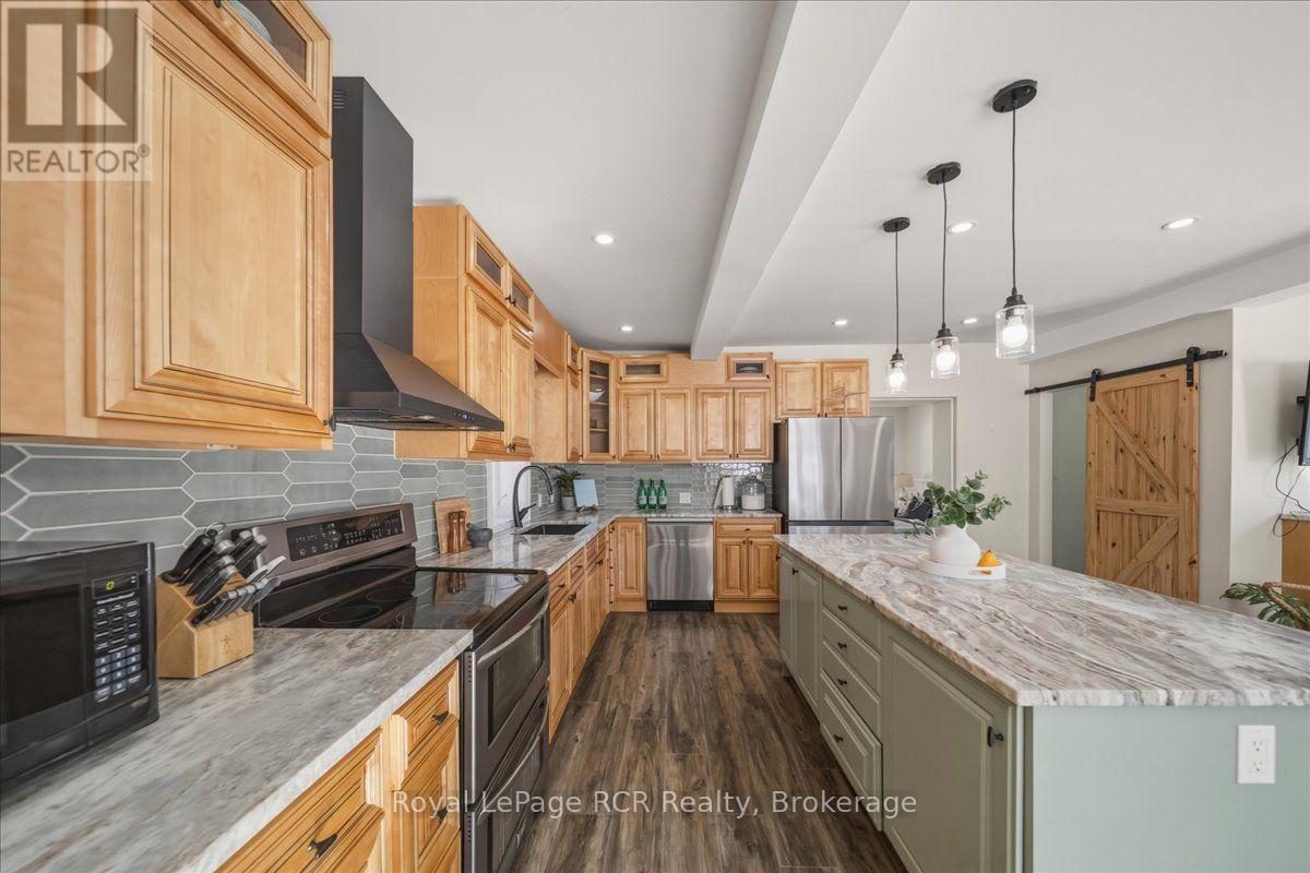 392010 GREY ROAD 109 - Image 17