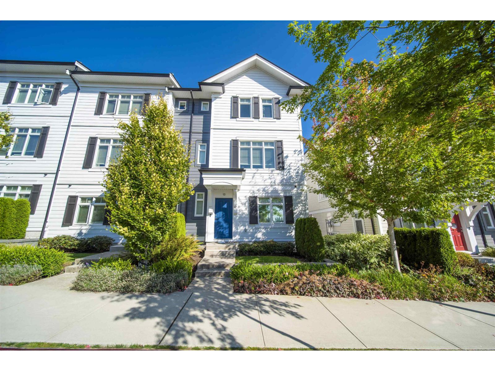 13 2070 OAK MEADOWS DRIVE