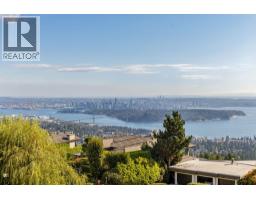 1471 Bramwell Road, West Vancouver, BC V7S2N8 Photo 34