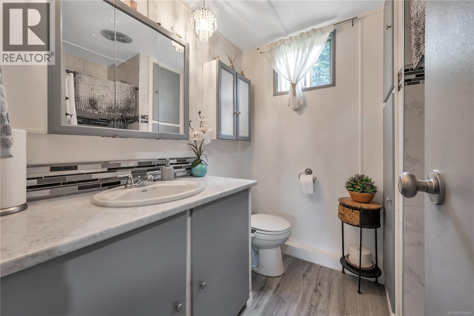 6130 Pine Ridge Cres - 20