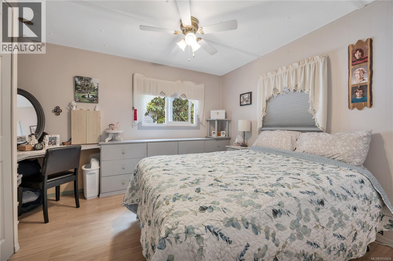 6130 Pine Ridge Cres - Image 23