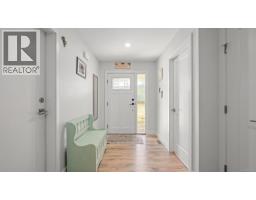 Living room - 2563 Brookfield Dr, Courtenay, BC V9N0E6 Photo 6