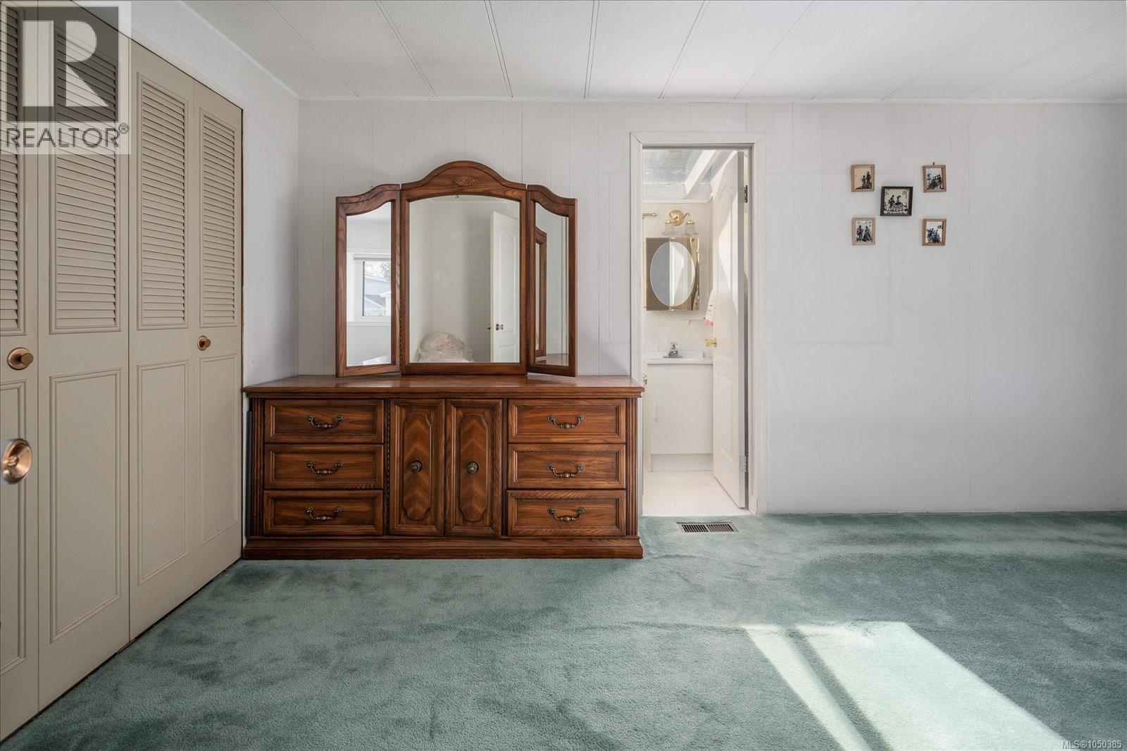 2357 Barclay St - 15