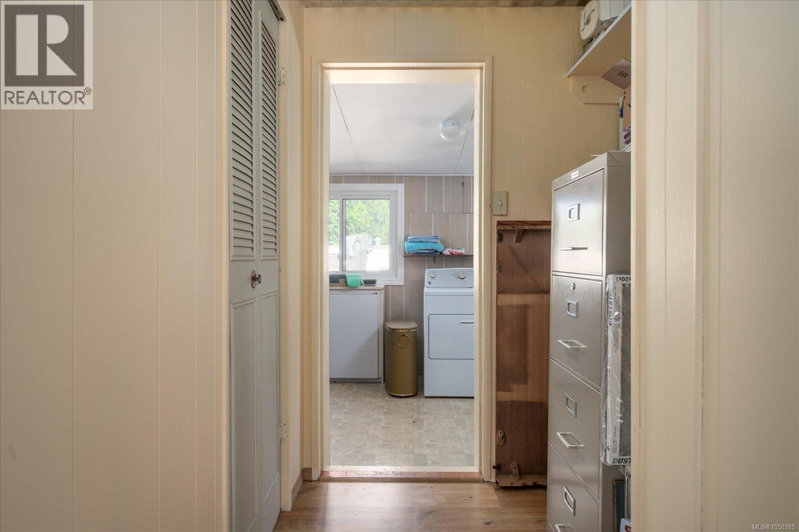2357 Barclay St - 18