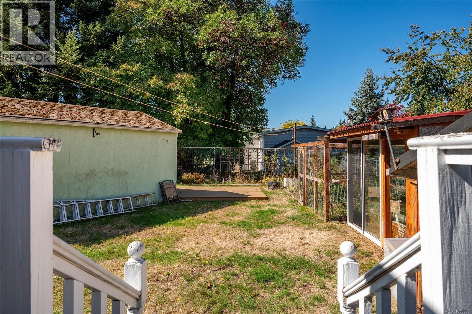 2357 Barclay St - 24
