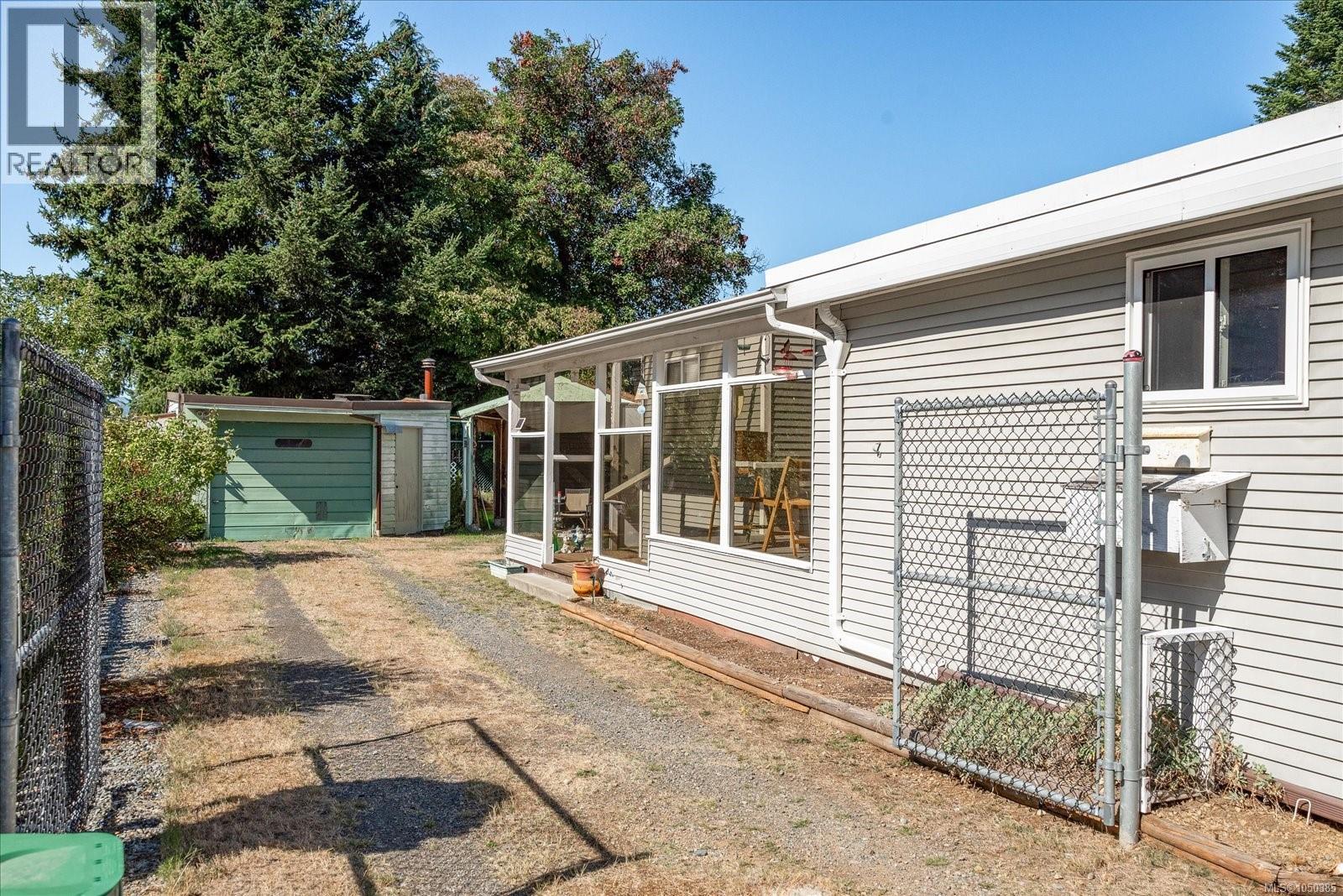 2357 Barclay St - 3