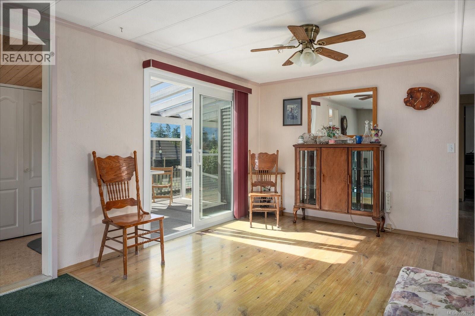 2357 Barclay St - 6