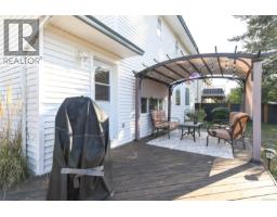 2233 Bolt Ave, Comox, BC V9M3Y2 Photo 38