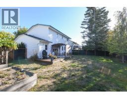 2233 Bolt Ave, Comox, BC V9M3Y2 Photo 46