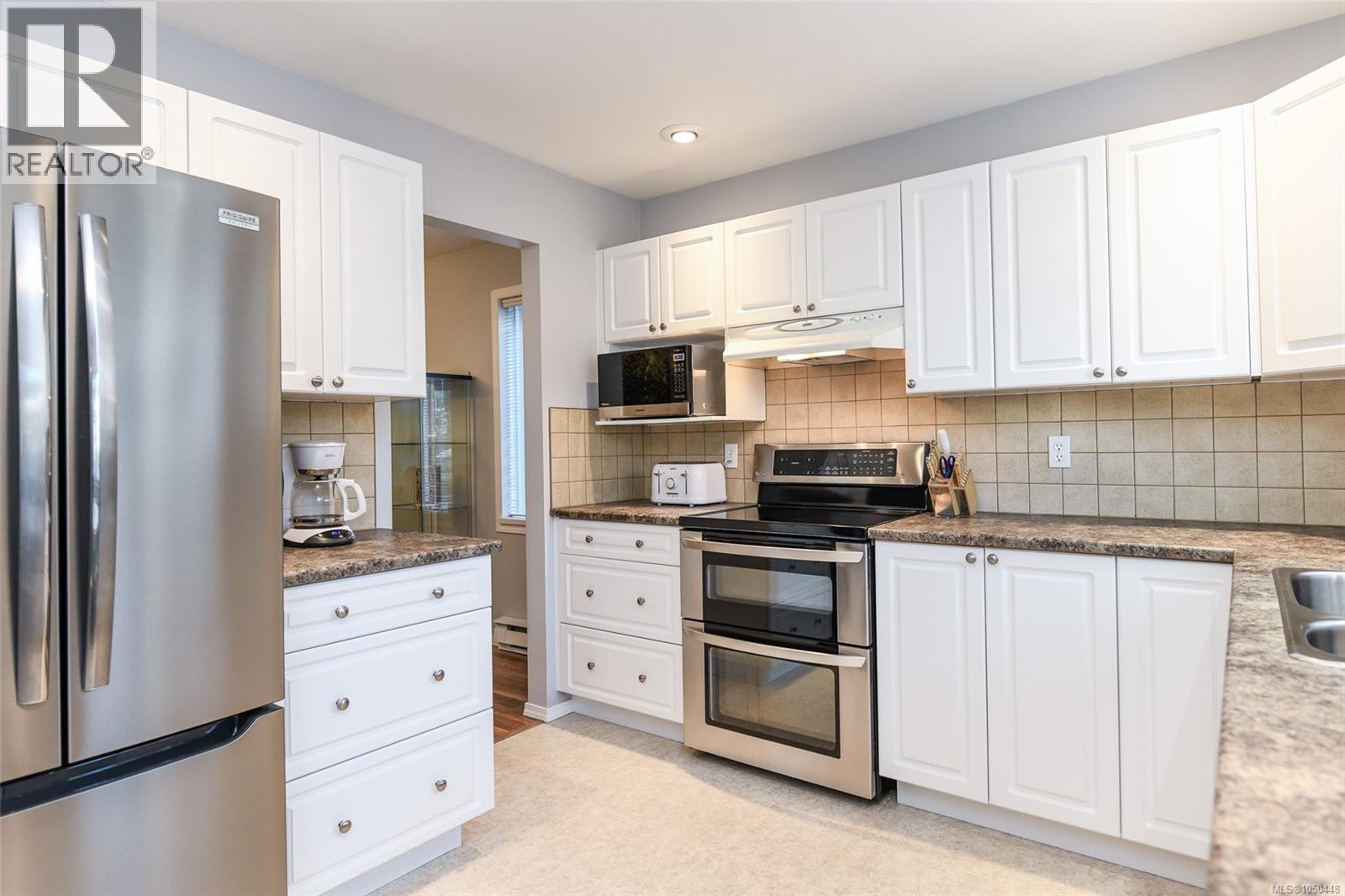 2233 Bolt Ave - 11