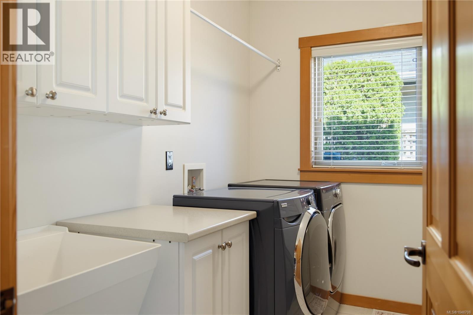 543 Stonewater Dr - Image 48