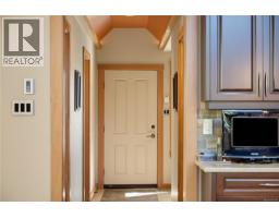 543 Stonewater Dr, Nanaimo, BC V9R7E5 Photo 46