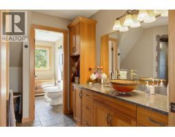 543 Stonewater Dr, Nanaimo, BC V9R7E5 Photo 71