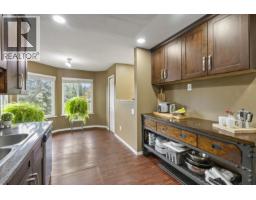 101 1180 Falcon Drive, Coquitlam, BC V3E2K5 Photo 7
