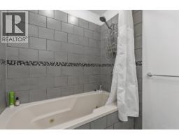 101 1180 Falcon Drive, Coquitlam, BC V3E2K5 Photo 18