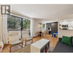 209 310 E 3rd Street, North Vancouver, BC V7L1E9 Photo 7