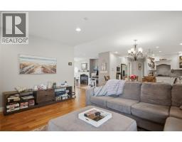 Bedroom - 335 Cougar Road, Kamloops, BC V2C6V1 Photo 10