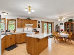 Laundry room - 10 Pth #83 Hwy Highway, Benito, MB R0L0C0 Photo 7