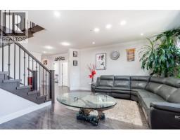 21528 Donovan Avenue, Maple Ridge, BC V2X3A1 Photo 9