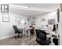 21528 Donovan Avenue, Maple Ridge, BC V2X3A1 Photo 33