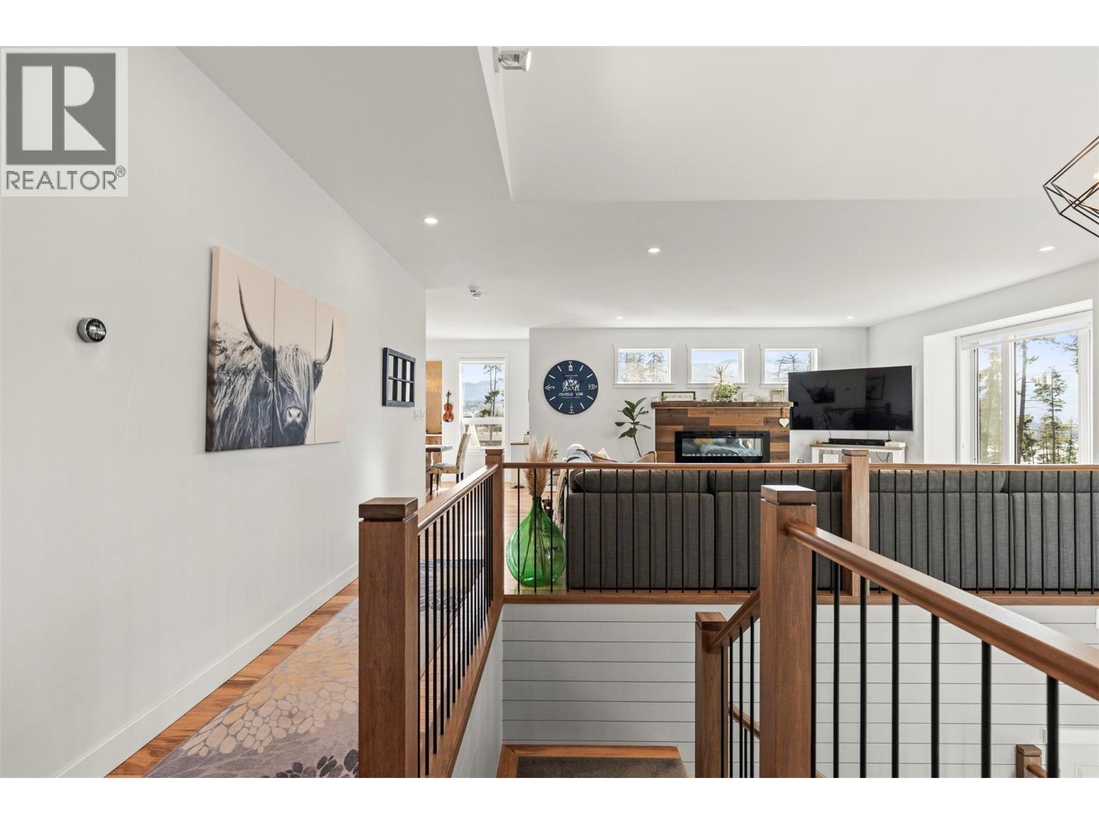  3200 20 Street Northeast, Salmon Arm