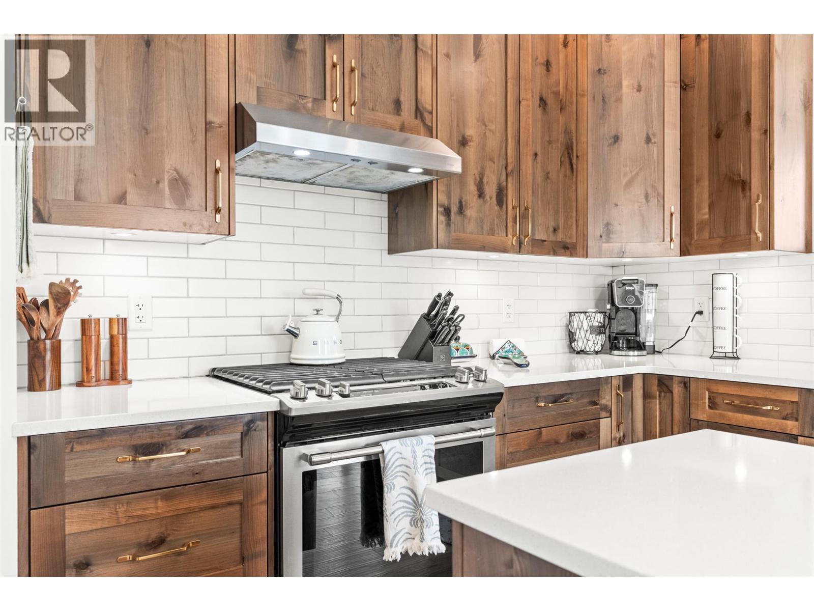  3200 20 Street Northeast, Salmon Arm