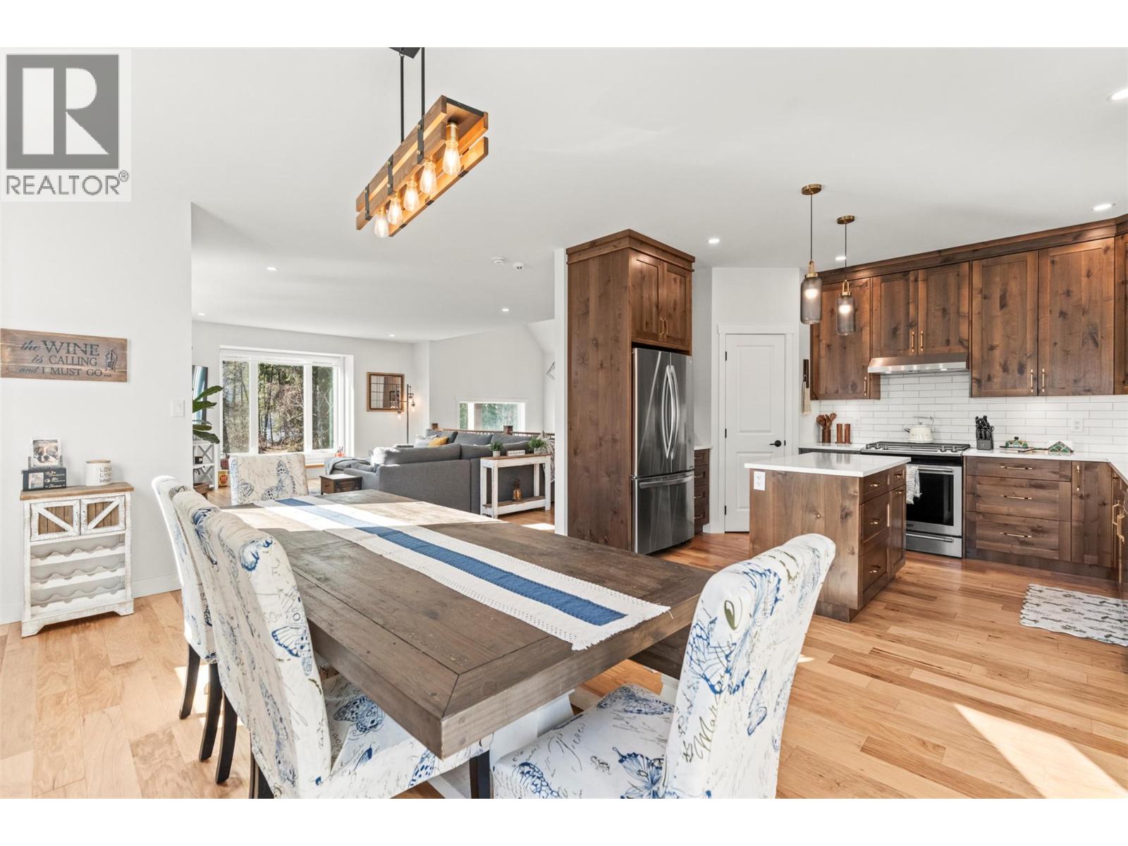 3200 20 Street Northeast, Salmon Arm