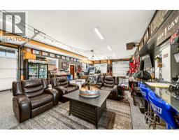 1674 Koocanusa Lake Drive, Lake Koocanusa, BC V0B1T4 Photo 38
