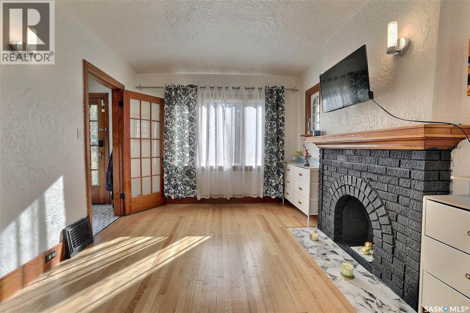 1636 Garnet STREET - 3