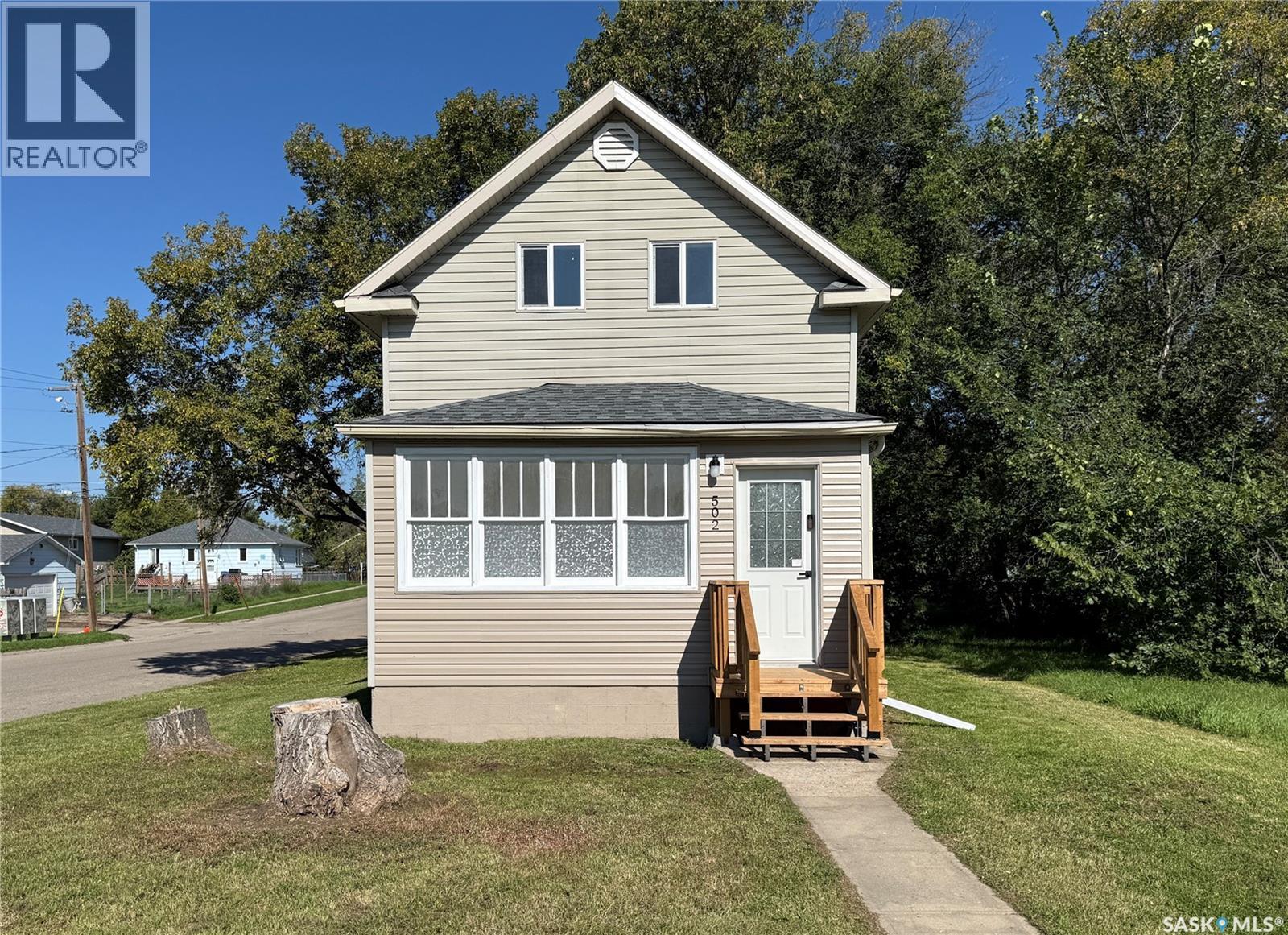 502 8th STREET E, Prince Albert