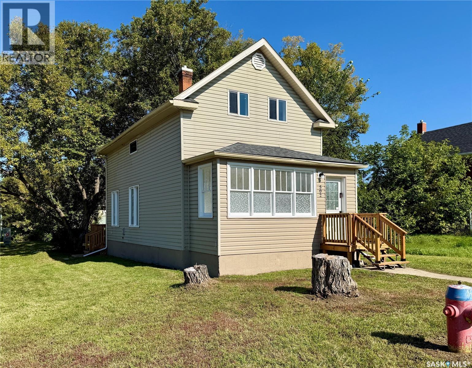 502 8th STREET E, Prince Albert — photo 2