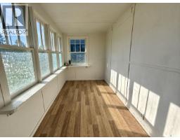 Sunroom - 502 8th Street E, Prince Albert, SK S6V0W6 Photo 9