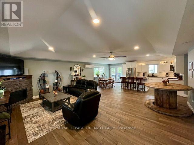 202 REYCRAFT AVENUE, Southwest Middlesex (Glencoe) — photo 8