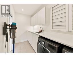38 Wright Manor, Saskatoon, SK S7N2C9 Photo 47